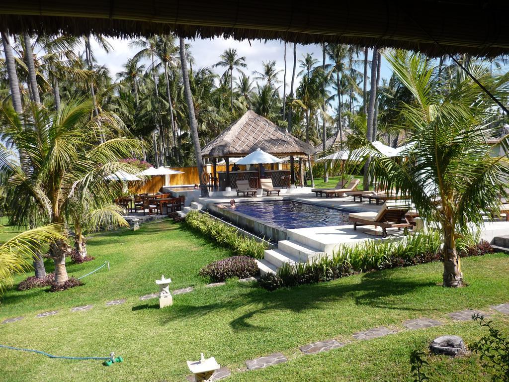 Kubu Indah Dive & Spa Resort Tulamben  Exterior photo